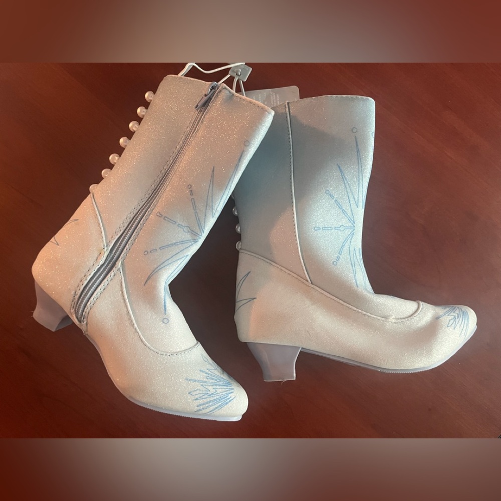 Disney Frozen Dress up Boots. NWT.